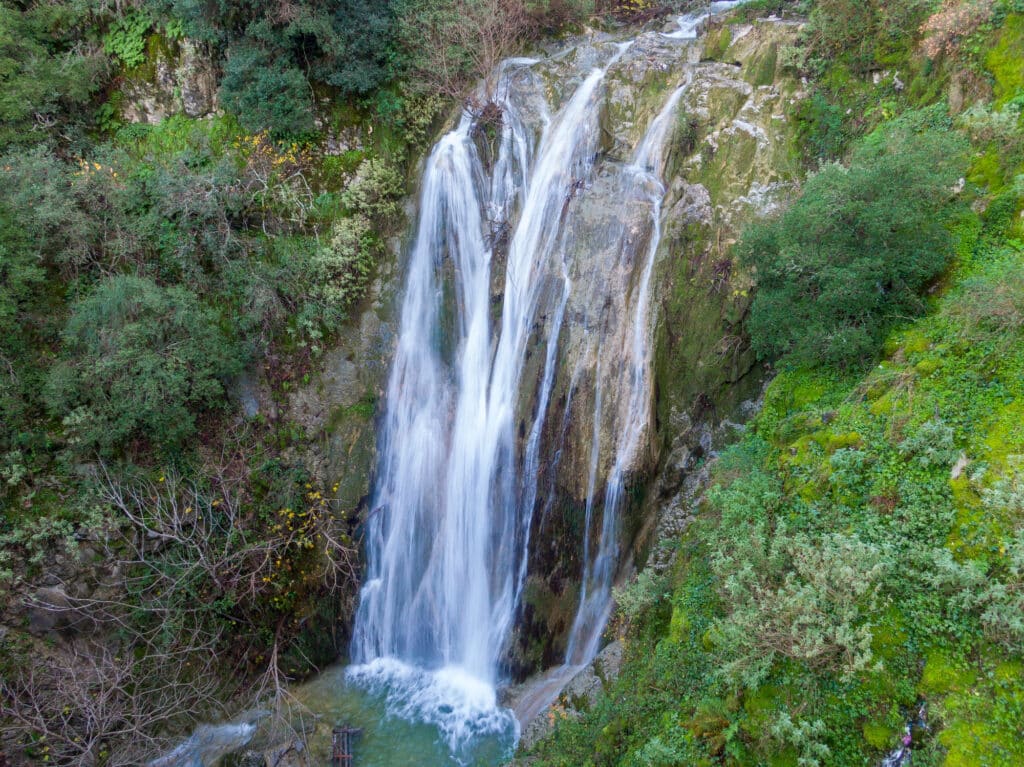 Les cascades de Nymfes sur l'île de Corfou