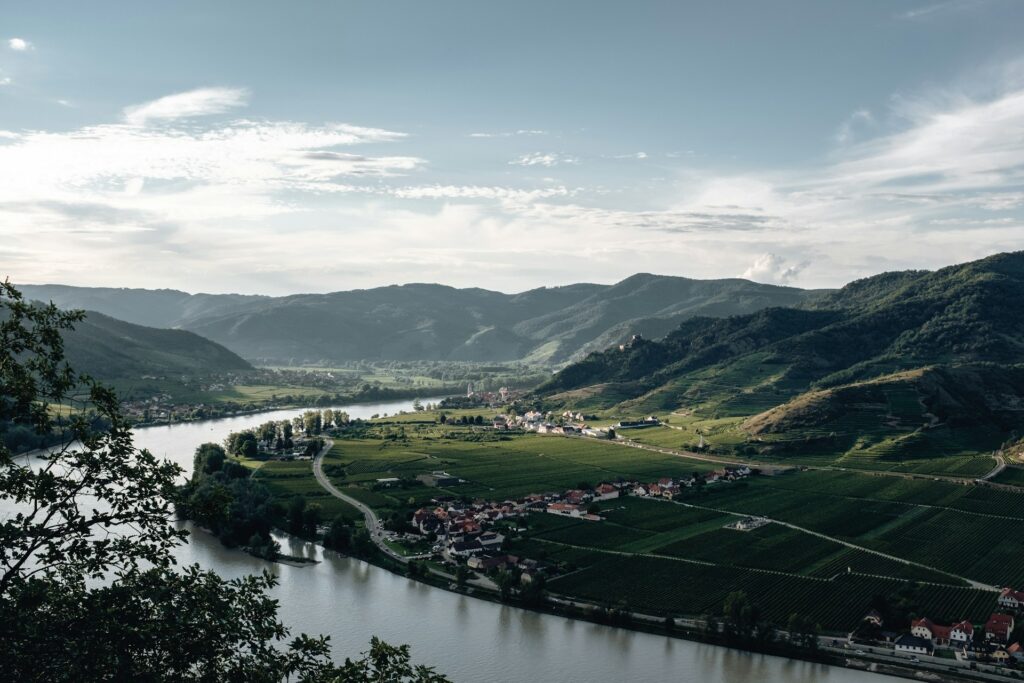 Célébre point de vue sur le Danube depuis la commune autrichienne de Bergern im Dunkelsteinerwald.