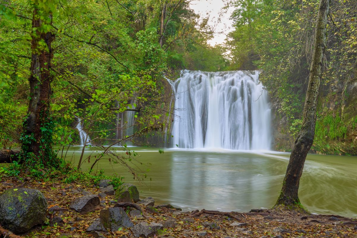 garrotxa-les-planes-d-hostoles Une cascade dans les environs de Las Planes d'Hostoles.