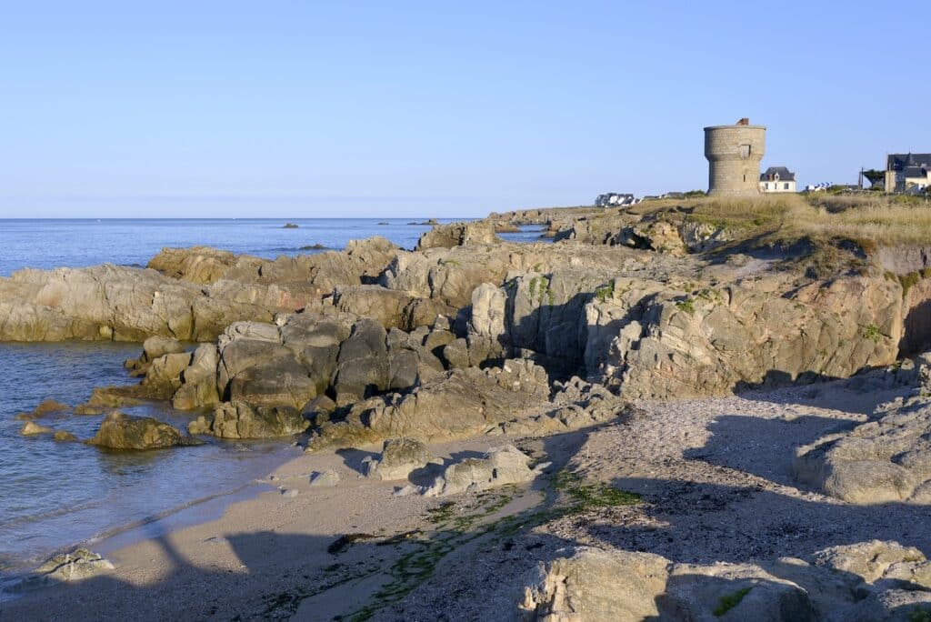 Une petite crique le long de la Côte Sauvage au Pouliguen