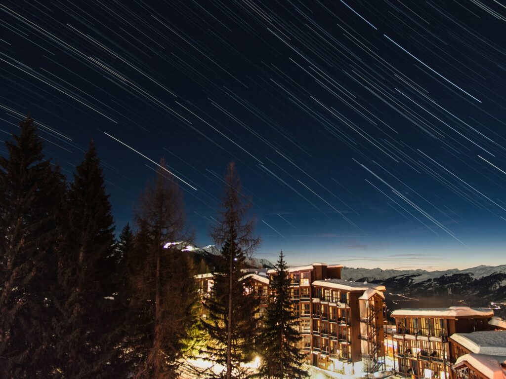 La station des Arcs de nuit (effet timelaps)