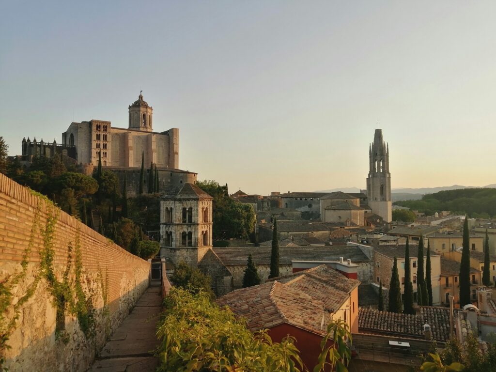 Vue panoramique du vieux quartier de Gérone