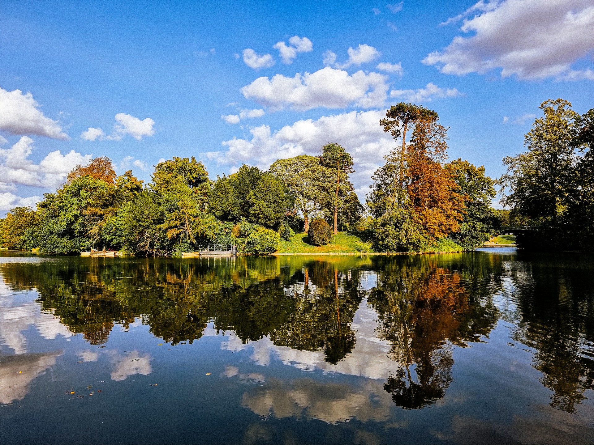 visiter-paris-en-3-jours-Bois de Boulogne Le lac inférieur du Bois de Boulogne